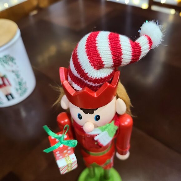 Christmas Nutcracker Soldier Elf Decor Wooden Statue Table Holiday Decoration - Picture 8 of 13